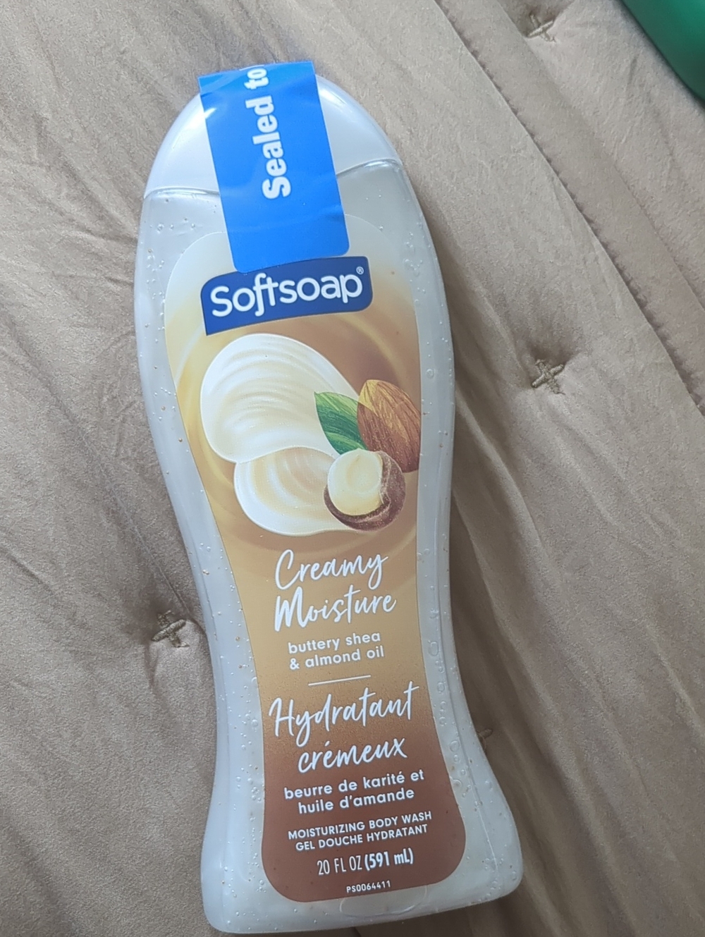 Softsoap Creamy Moisture Buttery Shea & Almond Oil Moisturizing Body Wash